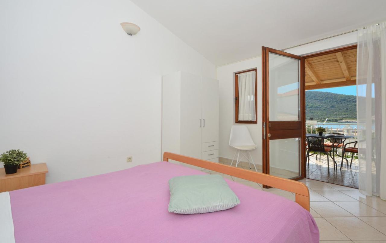 Apartments Nina