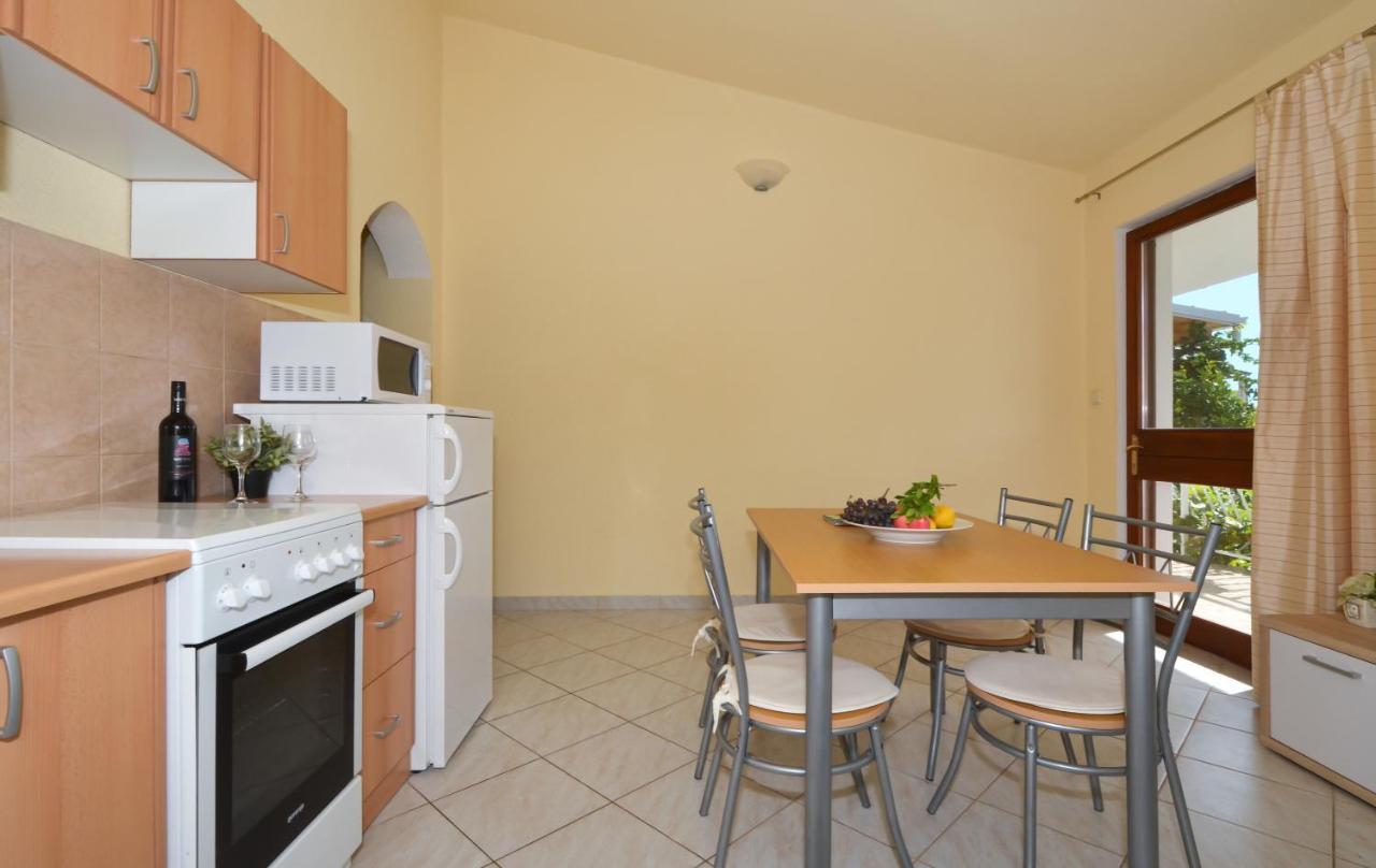 Apartment Apartments Nina *