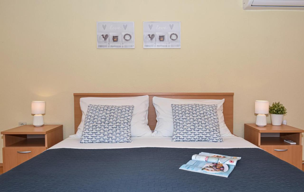 Apartments Nina Apartman Vinisce